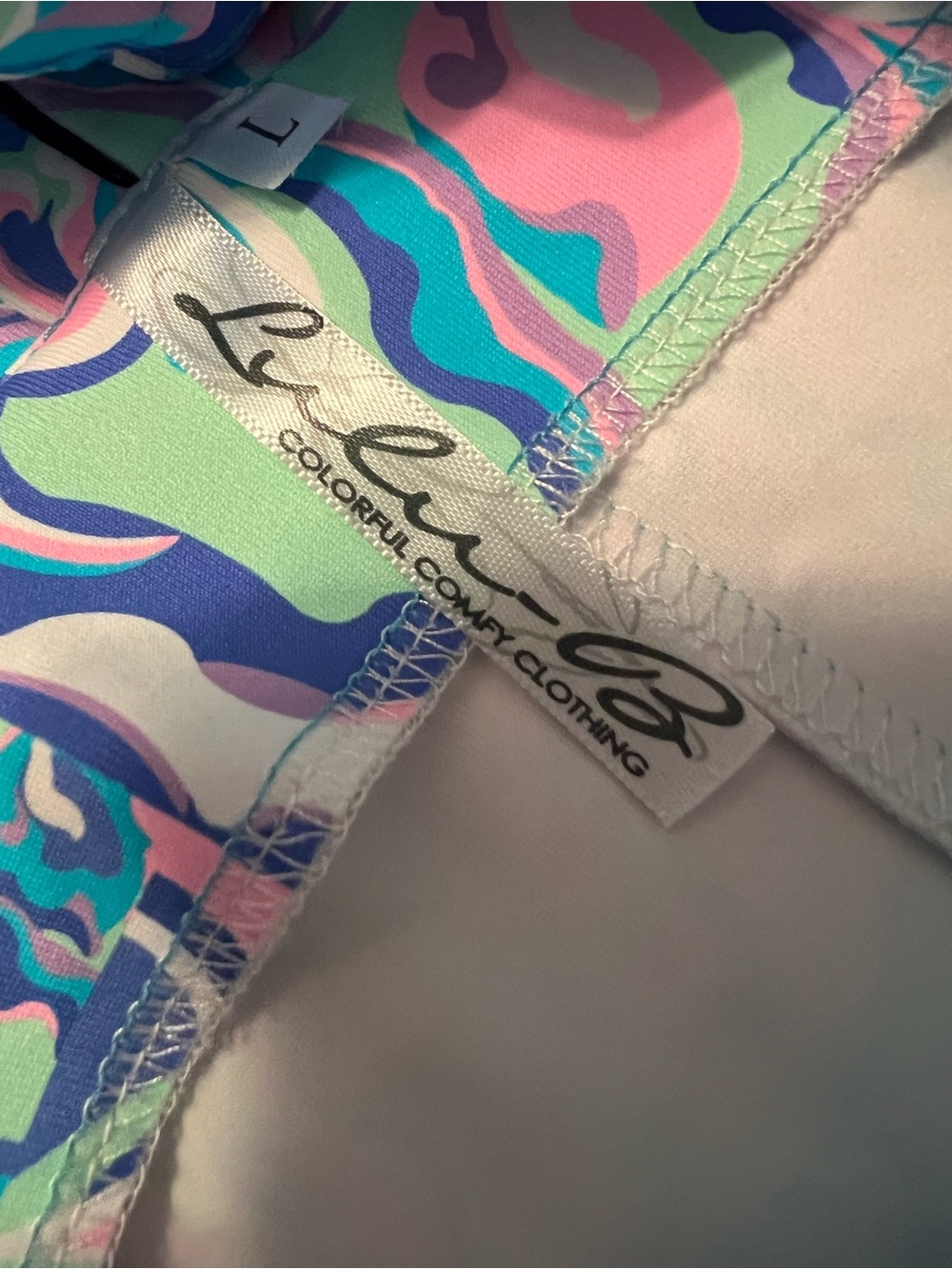 Lulu-B “Lilly Pulitzer” style print tank - Picture 5 of 6
